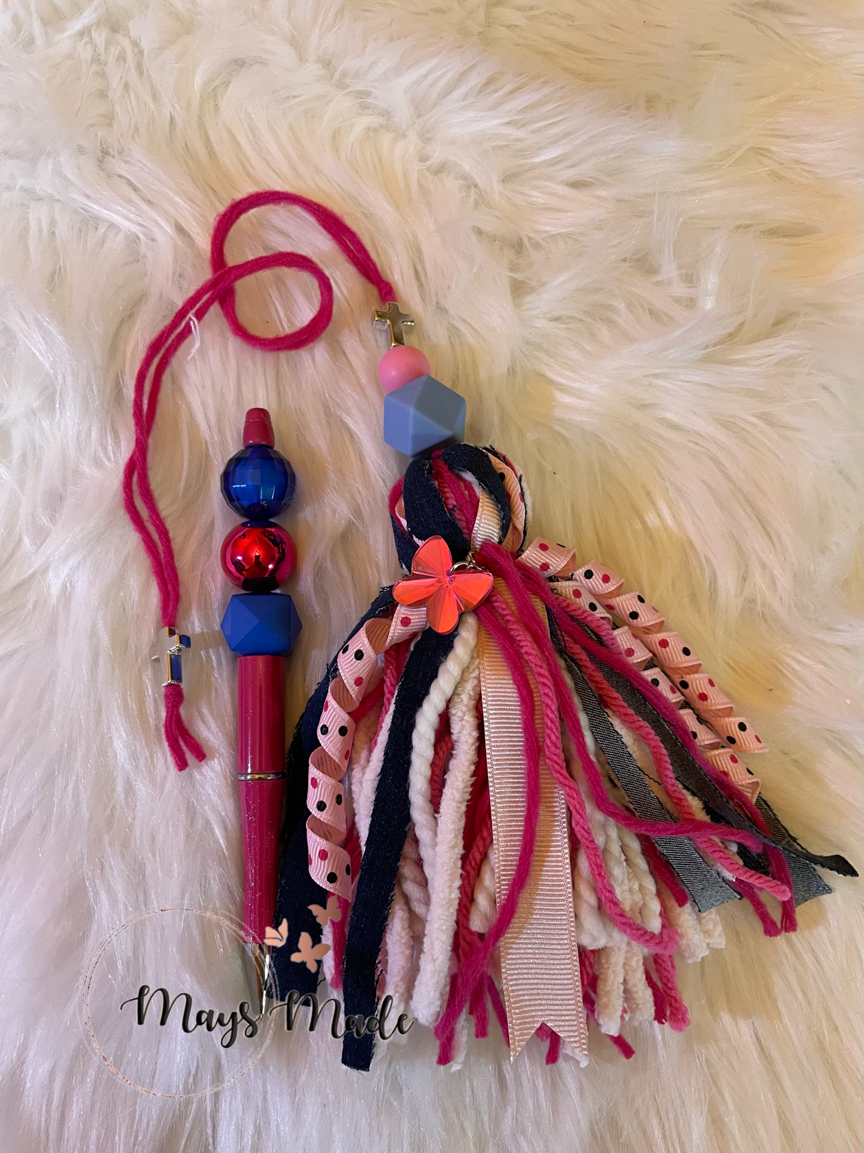Bible tassel w/pen